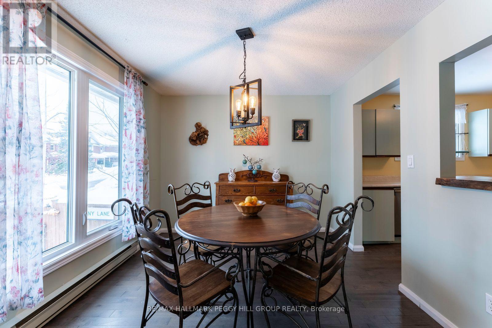 112 Borland Street E, Orillia, Ontario  L3V 2B7 - Photo 5 - S13214142
