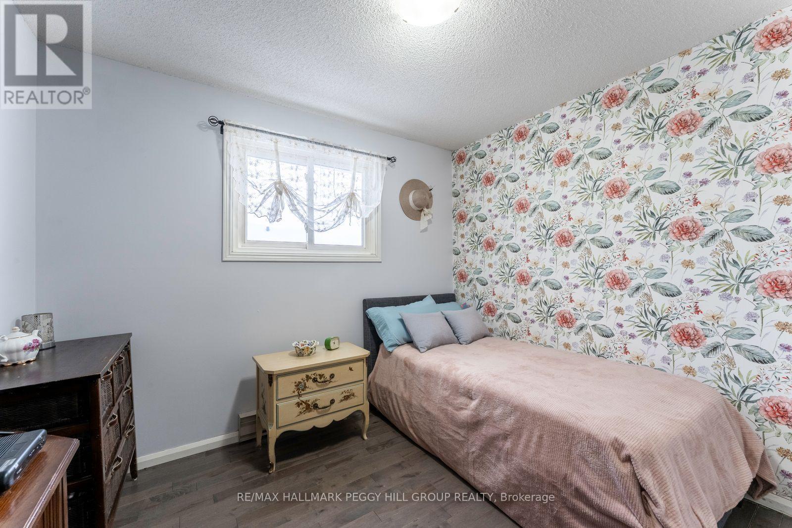 112 Borland Street E, Orillia, Ontario  L3V 2B7 - Photo 9 - S13214142