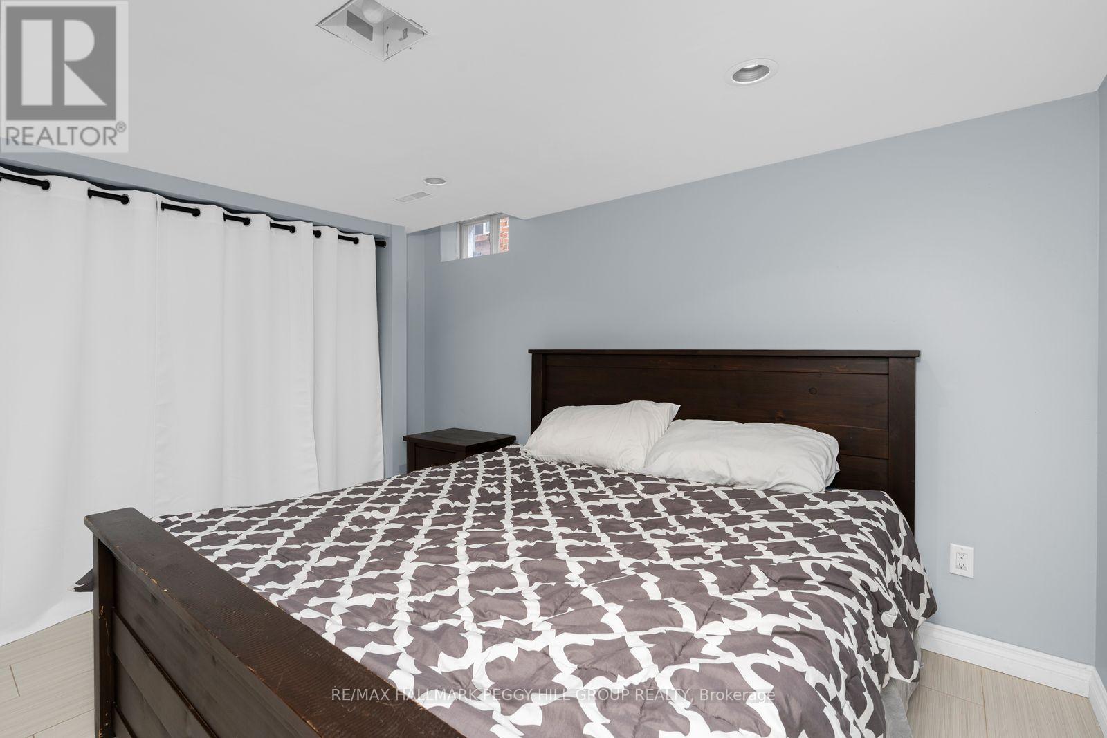 44 Knicely Road, Barrie, Ontario  L4N 6V3 - Photo 13 - S13214308