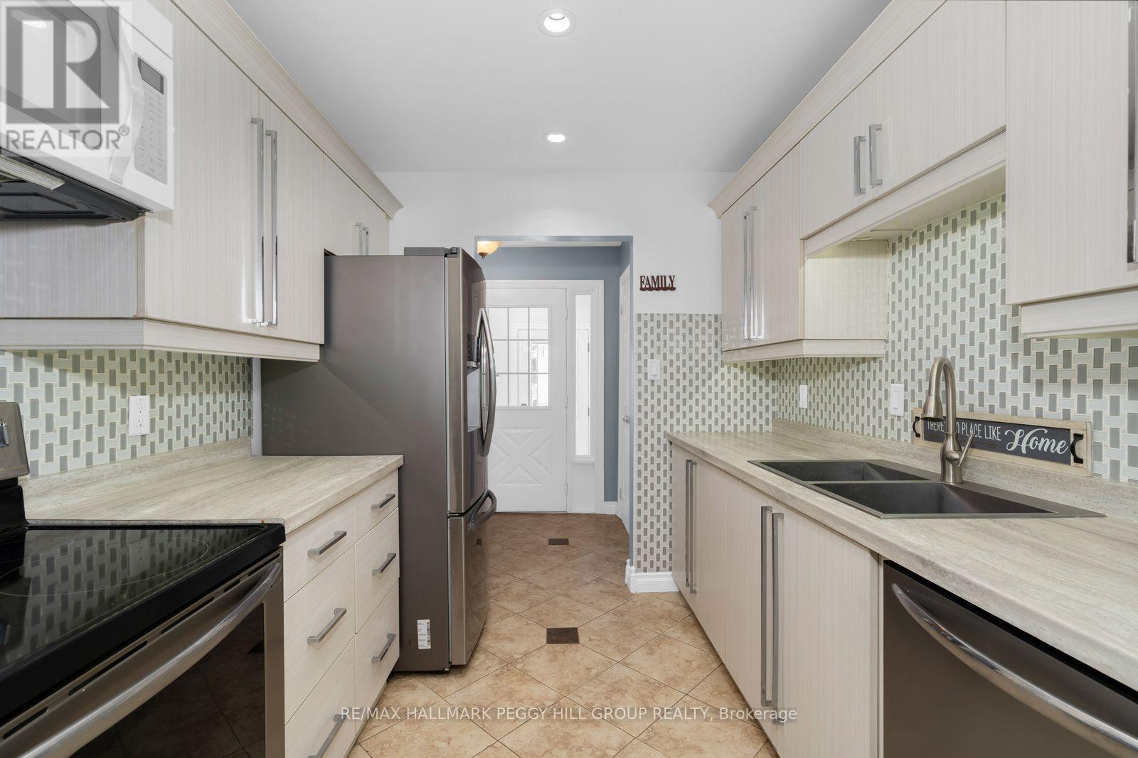 44 Knicely Road, Barrie, Ontario  L4N 6V3 - Photo 7 - S13214308
