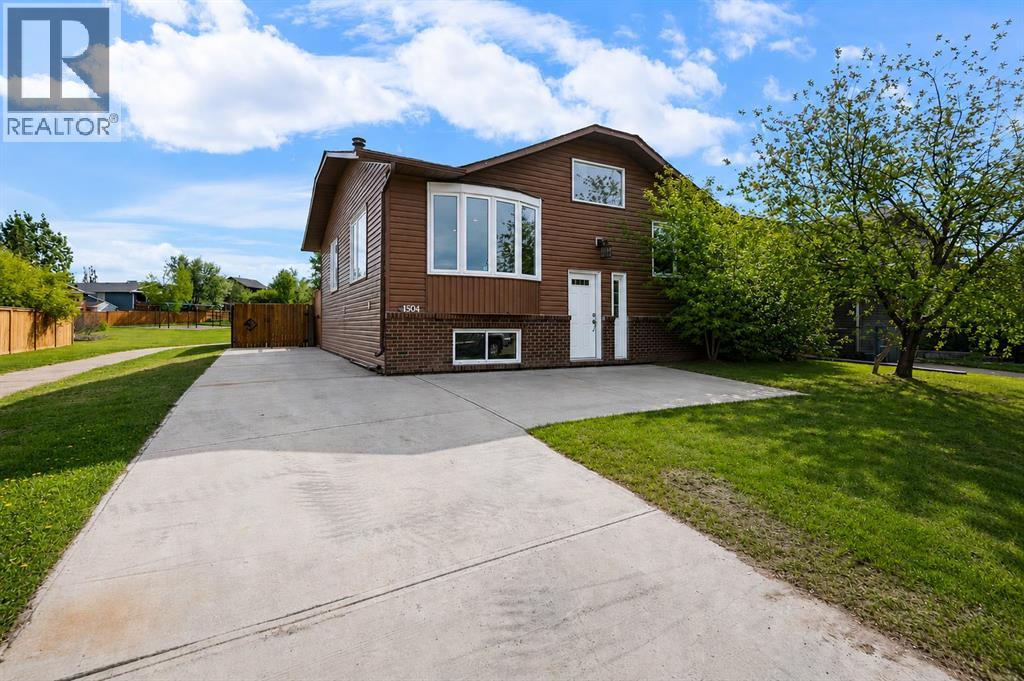 1504 Big Springs Way Se, Airdrie, Alberta  T4A 1N3 - Photo 2 - A2314941