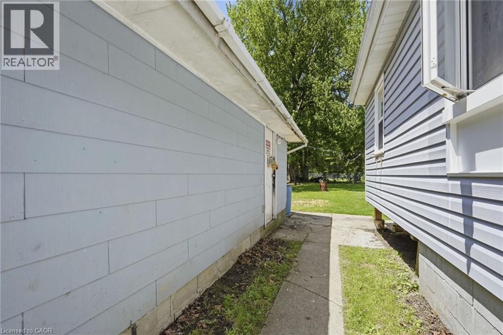 412 Helena Street, Dunnville, Ontario  N1A 2T2 - Photo 36 - 40834775