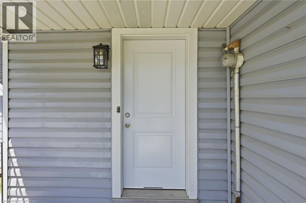 412 Helena Street, Dunnville, Ontario  N1A 2T2 - Photo 7 - 40834775