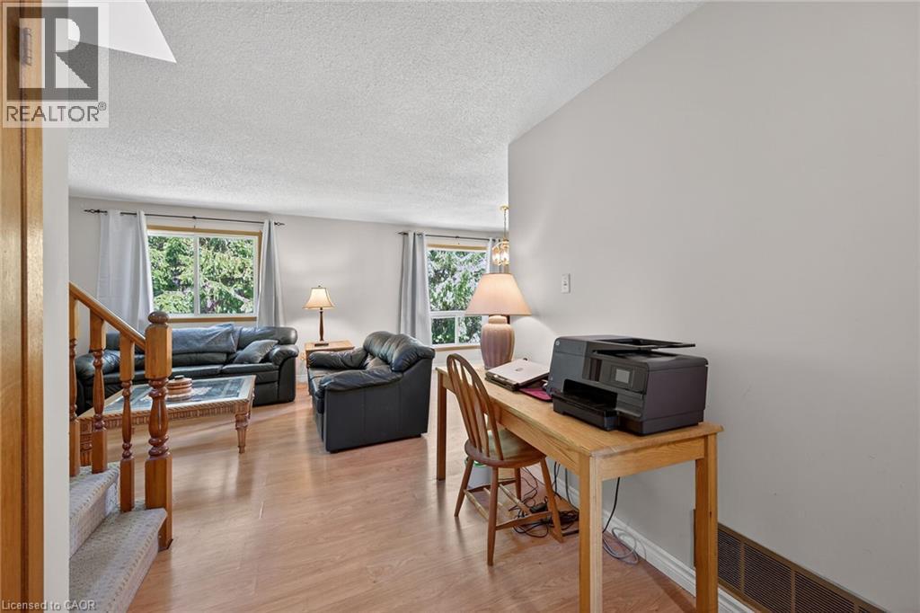 82 Braeheid Avenue, Waterdown, Ontario  L8B 0C6 - Photo 23 - 40834722