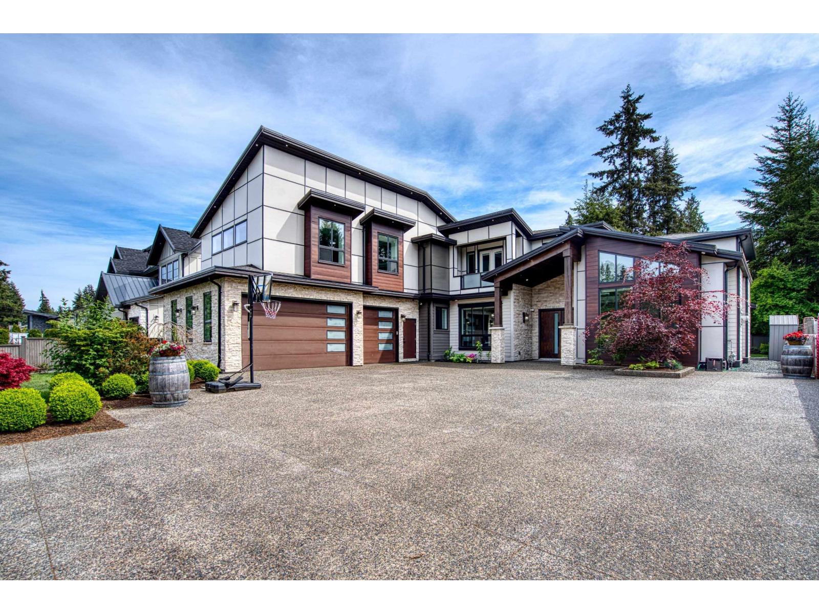 20140 44 Avenue, Langley, British Columbia  V3A 3E4 - Photo 1 - R3129362
