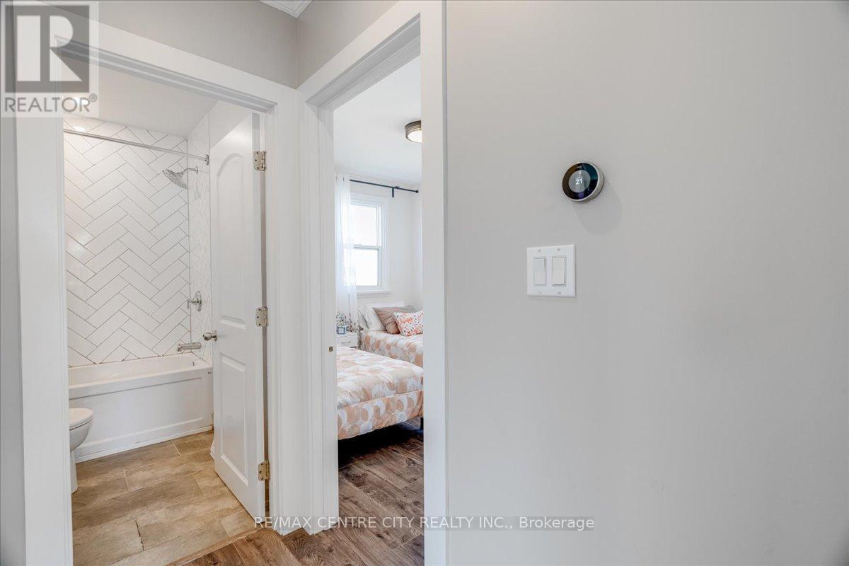 359 Albert Street, Strathroy-Caradoc, Ontario  N7G 1W4 - Photo 12 - X13214470