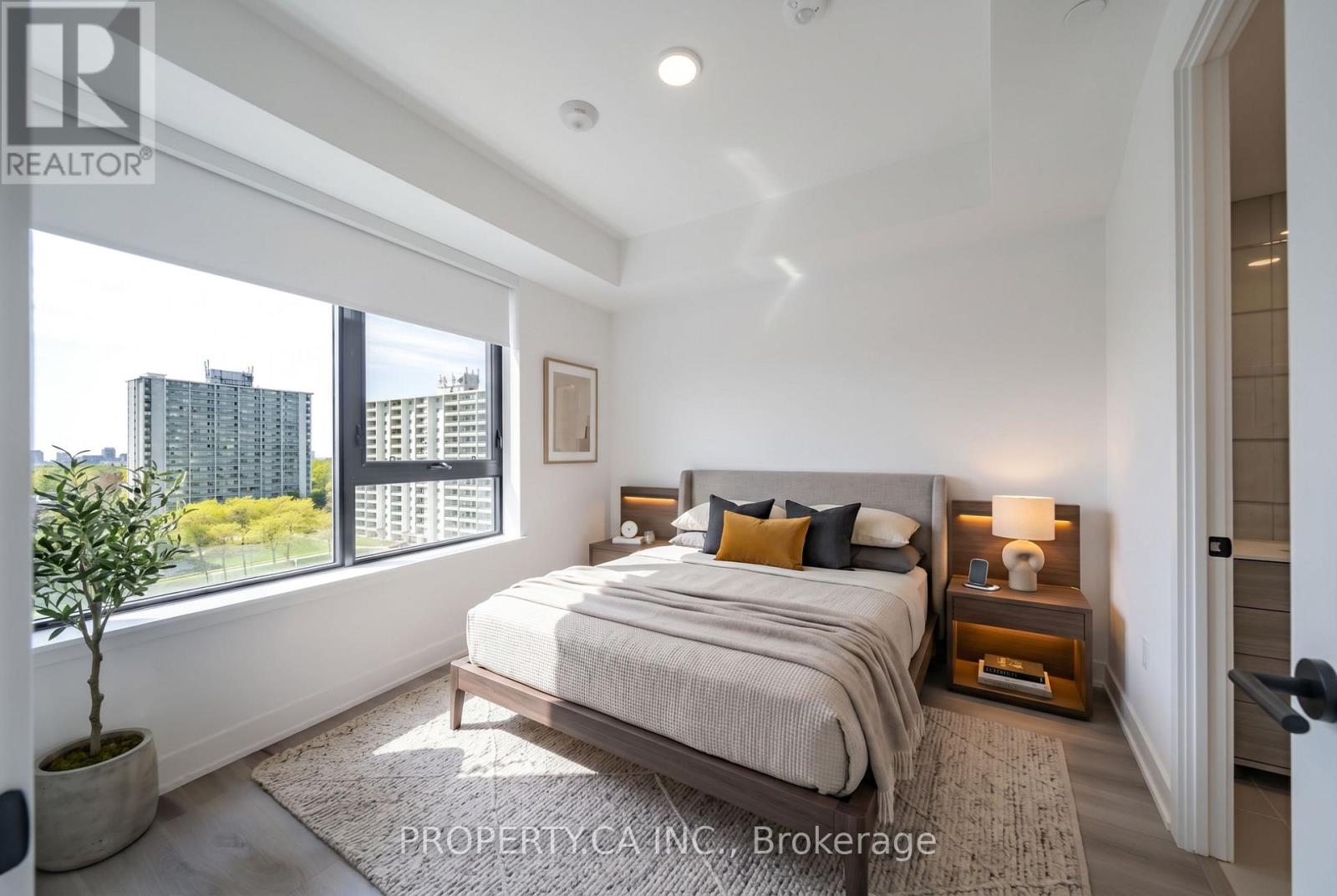 805 - 758 Dovercourt Road W, Toronto, Ontario  M6H 2X2 - Photo 2 - W13214028