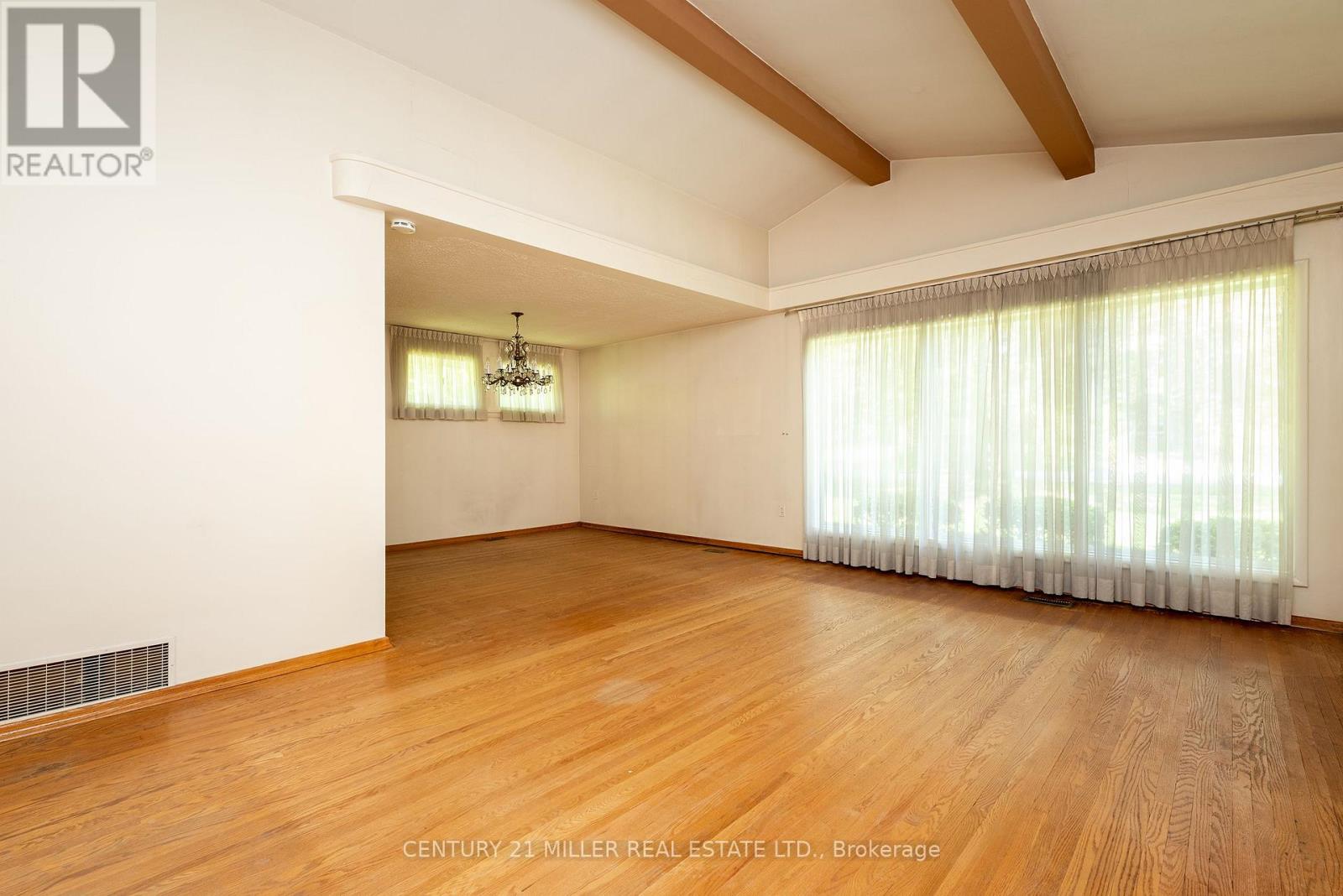 2048 Elmhurst Avenue, Oakville, Ontario  L6J 1X1 - Photo 13 - W13214040