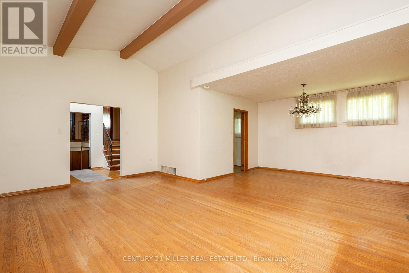 2048 Elmhurst Avenue, Oakville, Ontario  L6J 1X1 - Photo 14 - W13214040