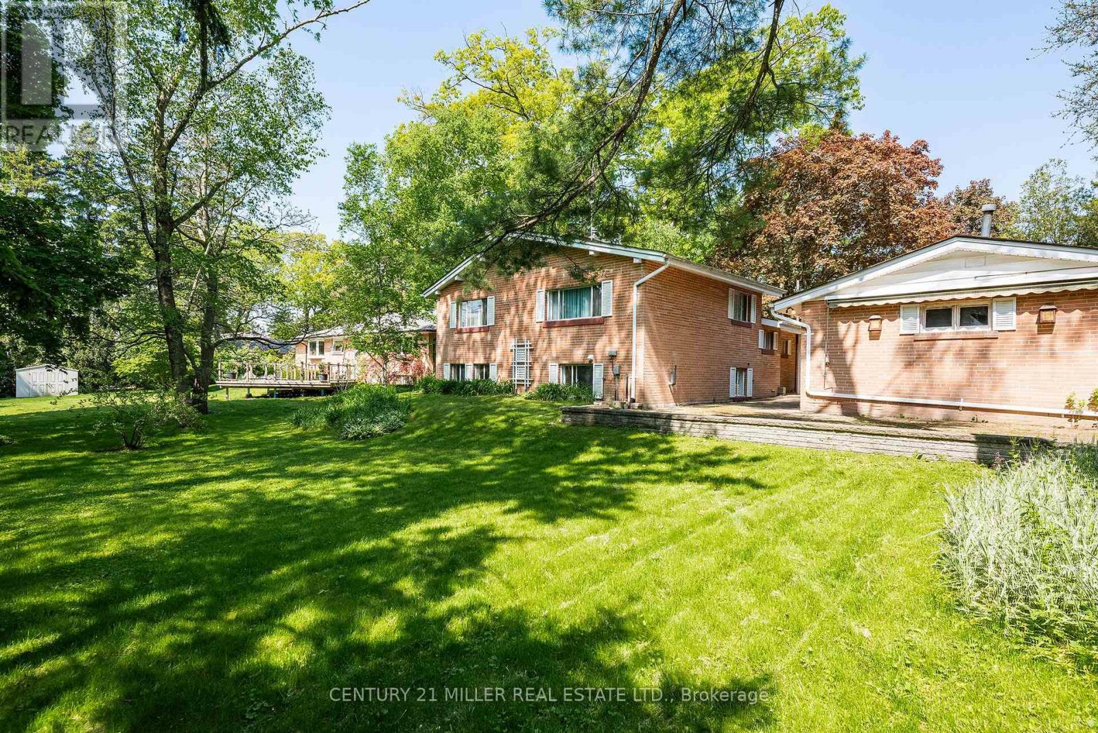 2048 Elmhurst Avenue, Oakville, Ontario  L6J 1X1 - Photo 6 - W13214040