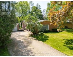 2048 ELMHURST AVENUE, Oakville, Ontario