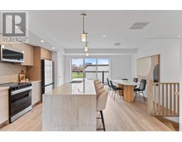 UNIT 3 - 15 ACORN AVENUE, Toronto, Ontario