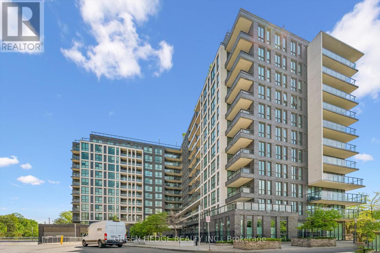 617 - 80 ESTHER LORRIE DRIVE, Toronto, Ontario