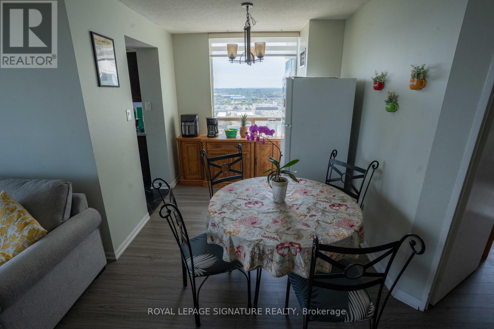 1905 - 550 Webb Drive, Mississauga, Ontario  L5B 3Y4 - Photo 7 - W13214144
