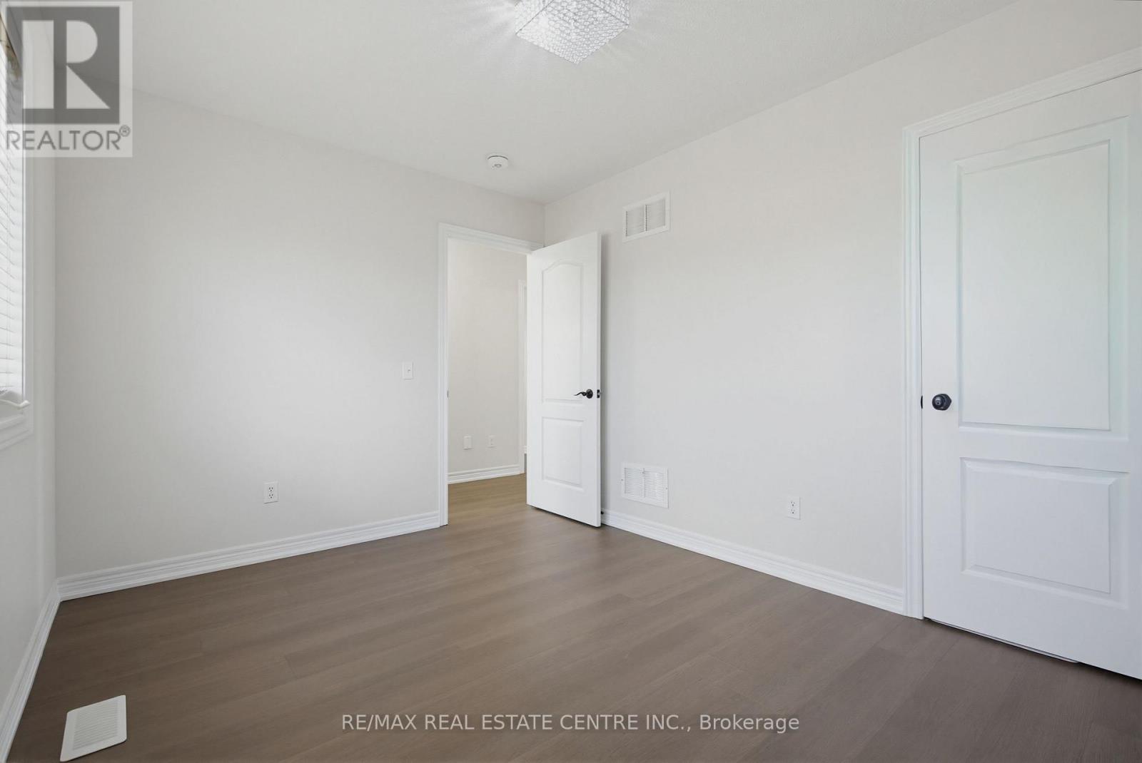 7 Resserville Street, Brampton, Ontario  L6R 0N5 - Photo 25 - W13214150
