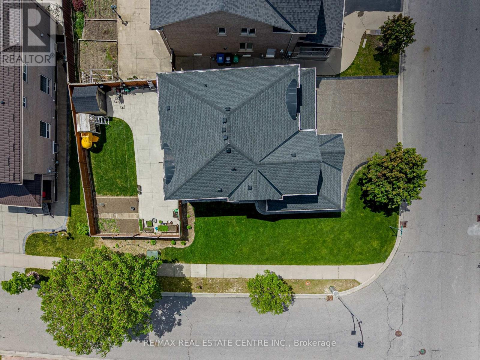 7 Resserville Street, Brampton, Ontario  L6R 0N5 - Photo 42 - W13214150