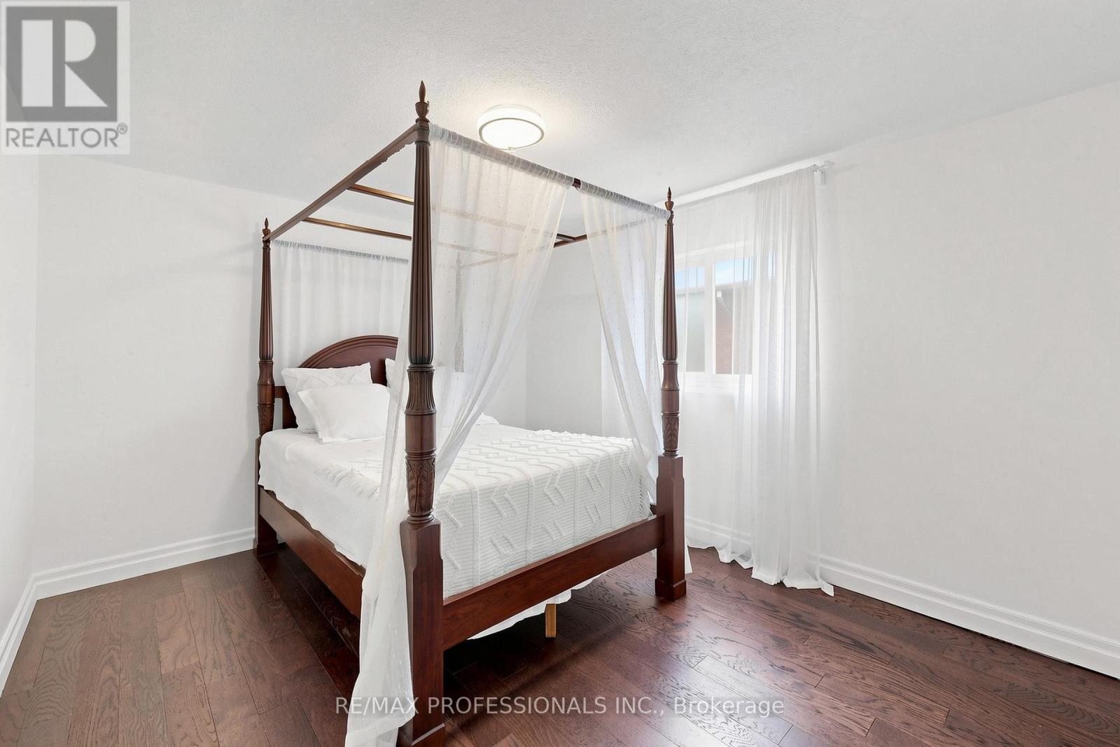 970 Silversmith Drive, Mississauga, Ontario  L5V 1E7 - Photo 31 - W13214208
