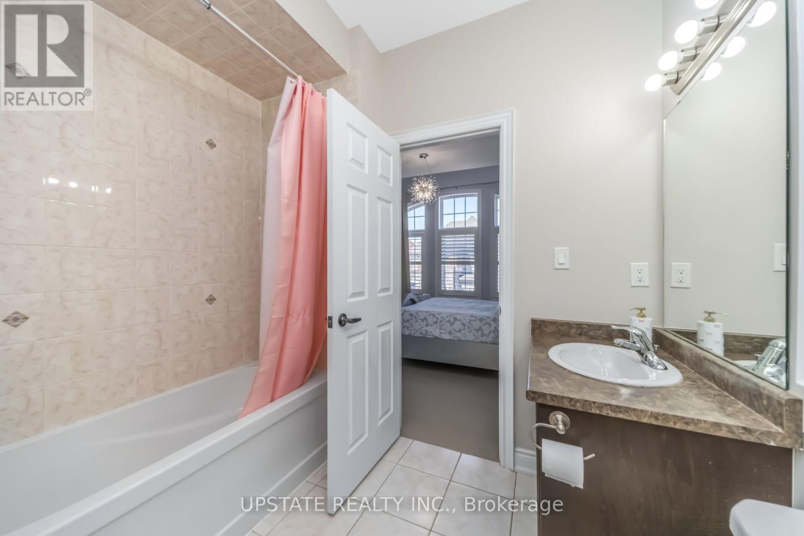 23 Spain Crescent, Brampton, Ontario  L6P 4G8 - Photo 29 - W13214218