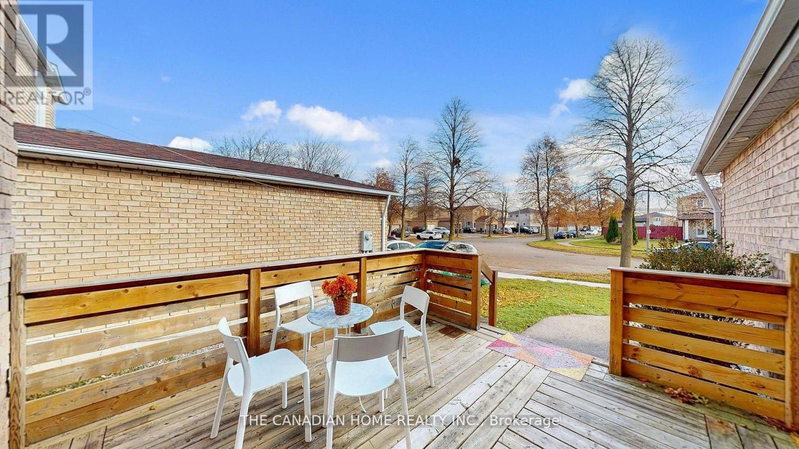 226 Ecclestone Drive, Brampton, Ontario  L6X 3P9 - Photo 4 - W13214232