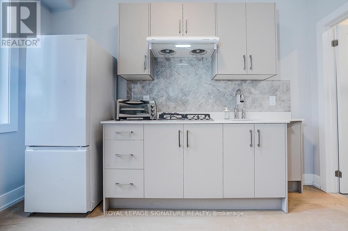 2 - 252 Annette Street, Toronto, Ontario  M6P 1R1 - Photo 3 - W13214234