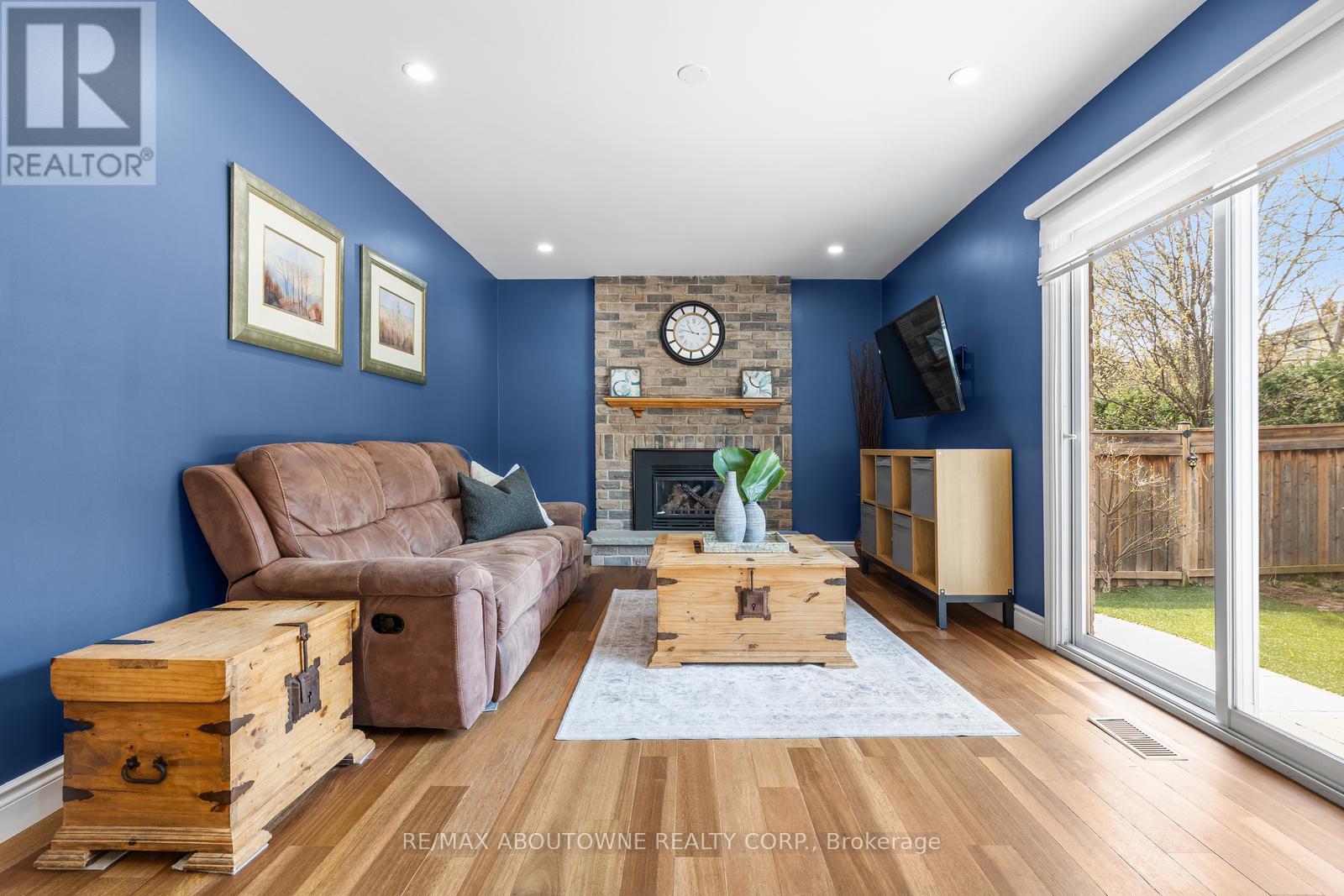 2474 Cavendish Drive, Burlington, Ontario  L7P 3T8 - Photo 14 - W13214264