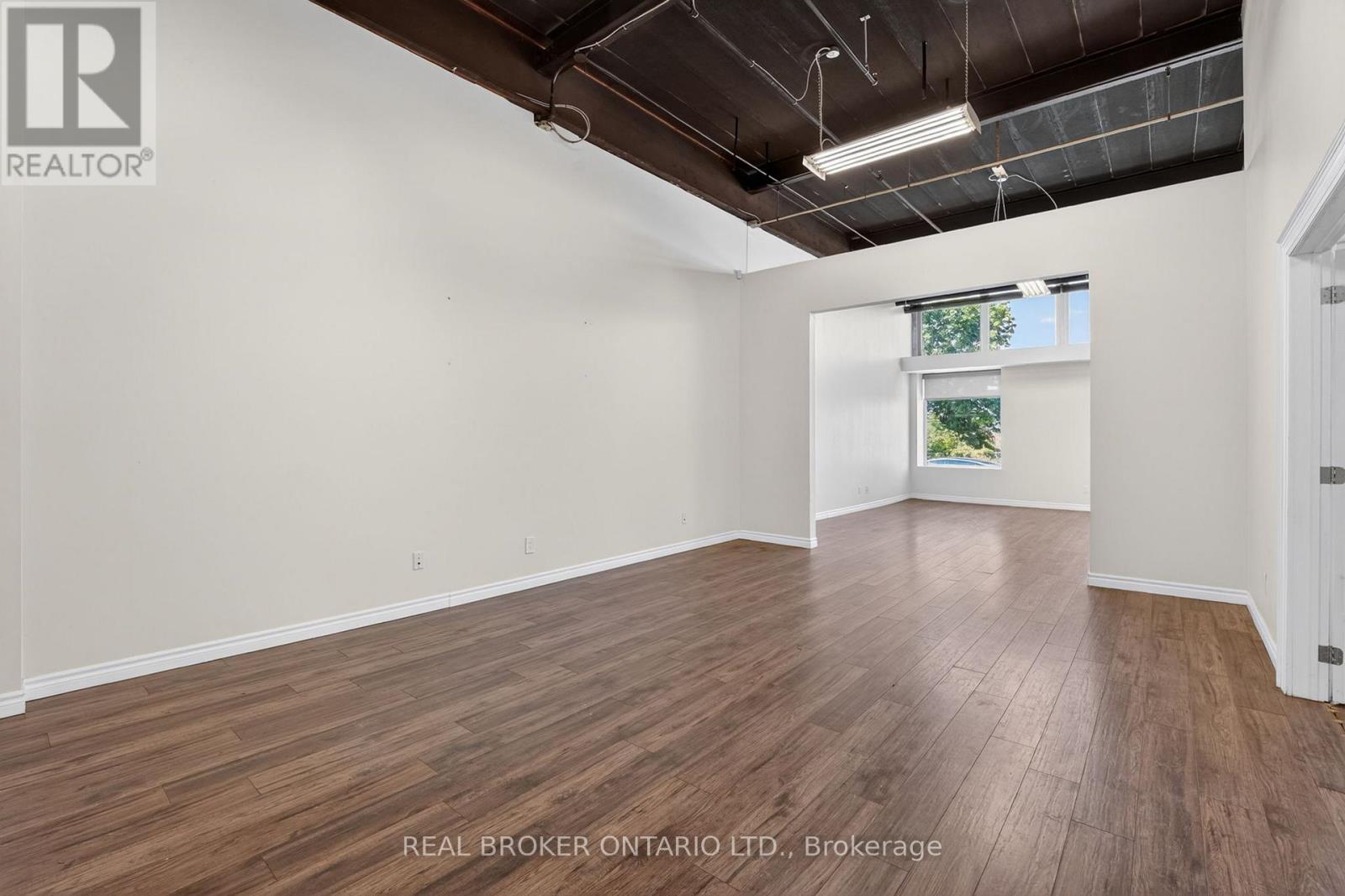 114 - 482 S Service Road E, Oakville, Ontario  L6J 2X6 - Photo 13 - W13214278