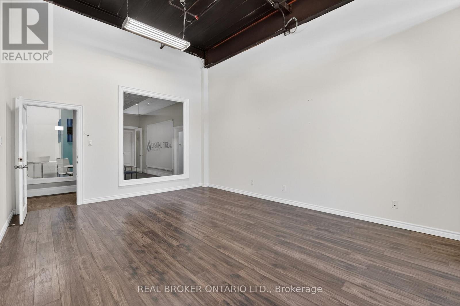114 - 482 S Service Road E, Oakville, Ontario  L6J 2X6 - Photo 15 - W13214278