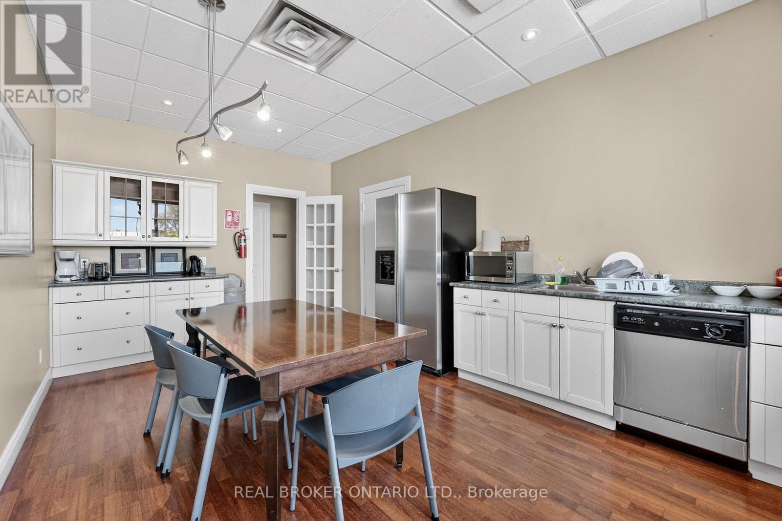 114 - 482 S Service Road E, Oakville, Ontario  L6J 2X6 - Photo 28 - W13214278