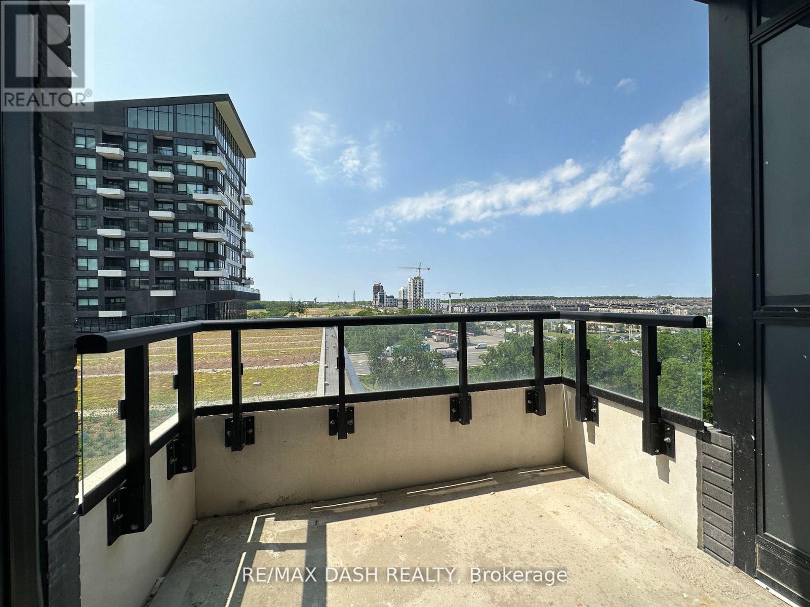 621 - 2485 Taunton Road, Oakville, Ontario  L6H 3R8 - Photo 19 - W13214324