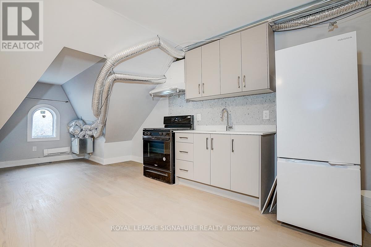 4 - 252 Annette Street, Toronto, Ontario  M6P 1R1 - Photo 14 - W13214332