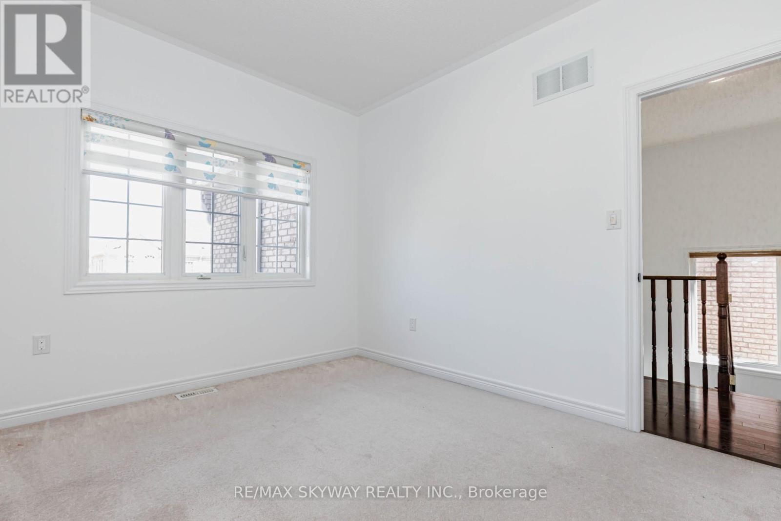 63 Vezna Crescent, Brampton, Ontario  L6X 5K5 - Photo 38 - W13214340