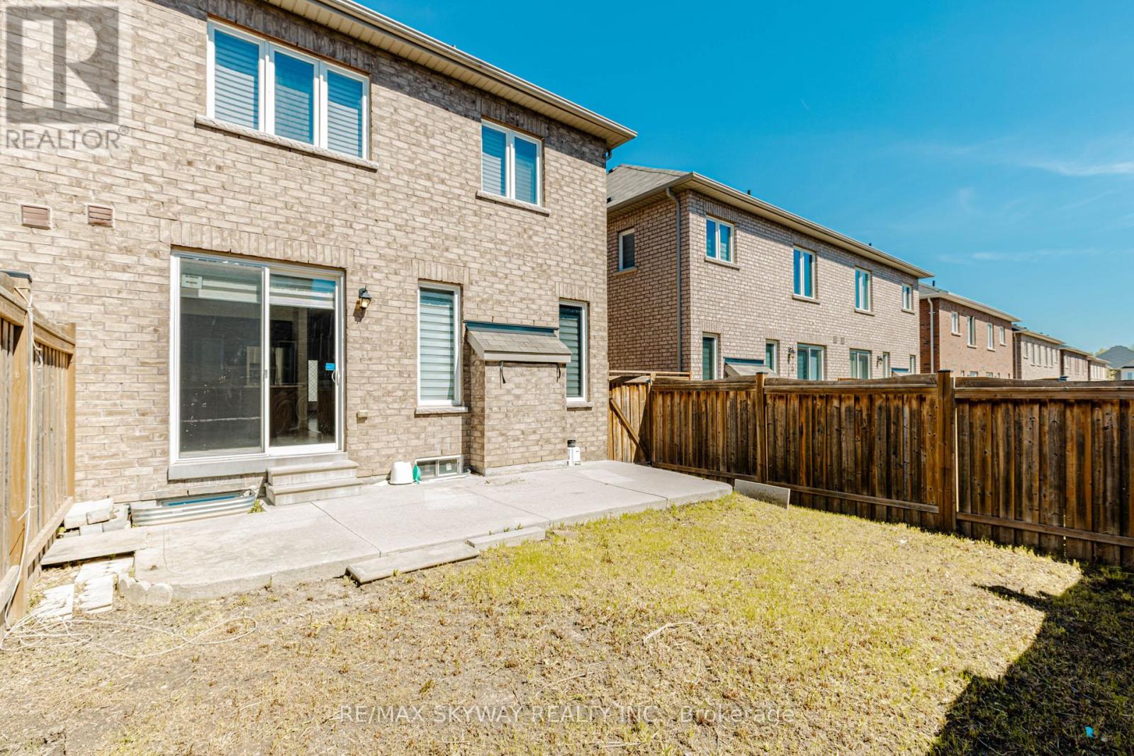 63 Vezna Crescent, Brampton, Ontario  L6X 5K5 - Photo 50 - W13214340