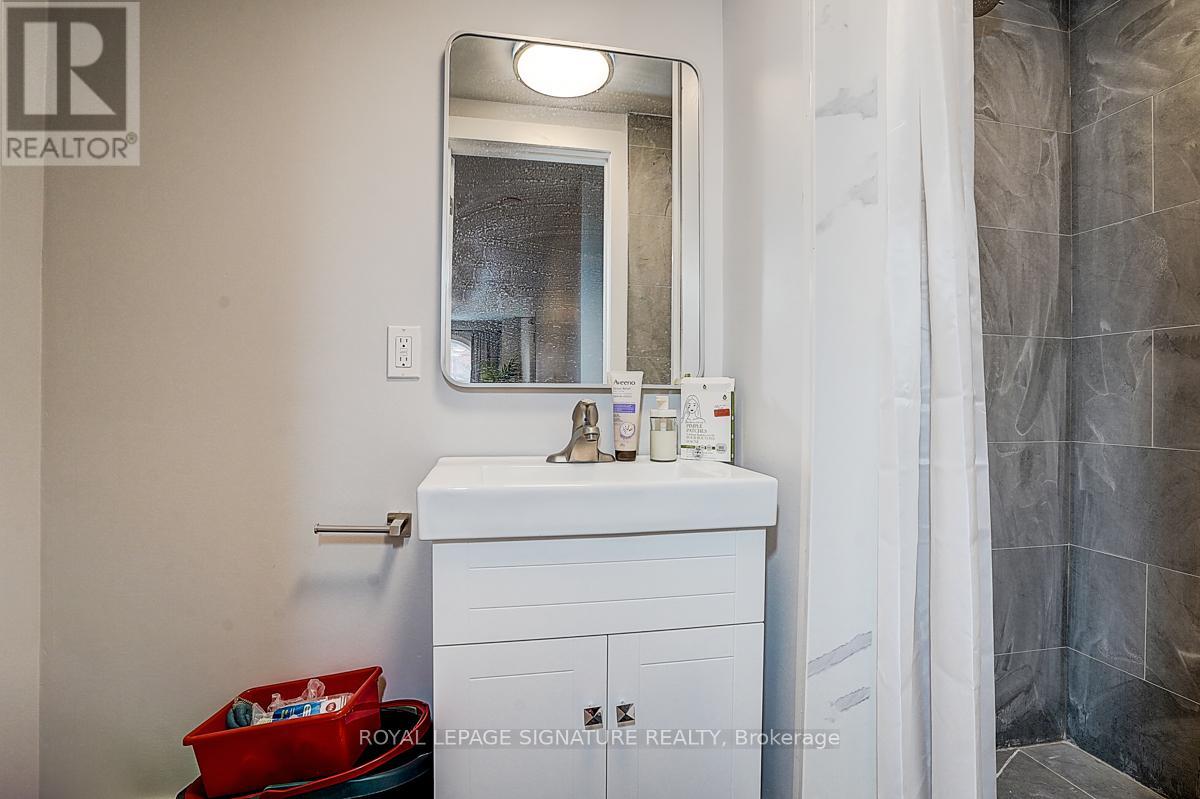 6 - 252 Annette Street, Toronto, Ontario  M6P 1R1 - Photo 5 - W13214352