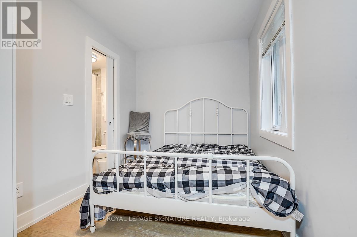 6 - 252 Annette Street, Toronto, Ontario  M6P 1R1 - Photo 8 - W13214352