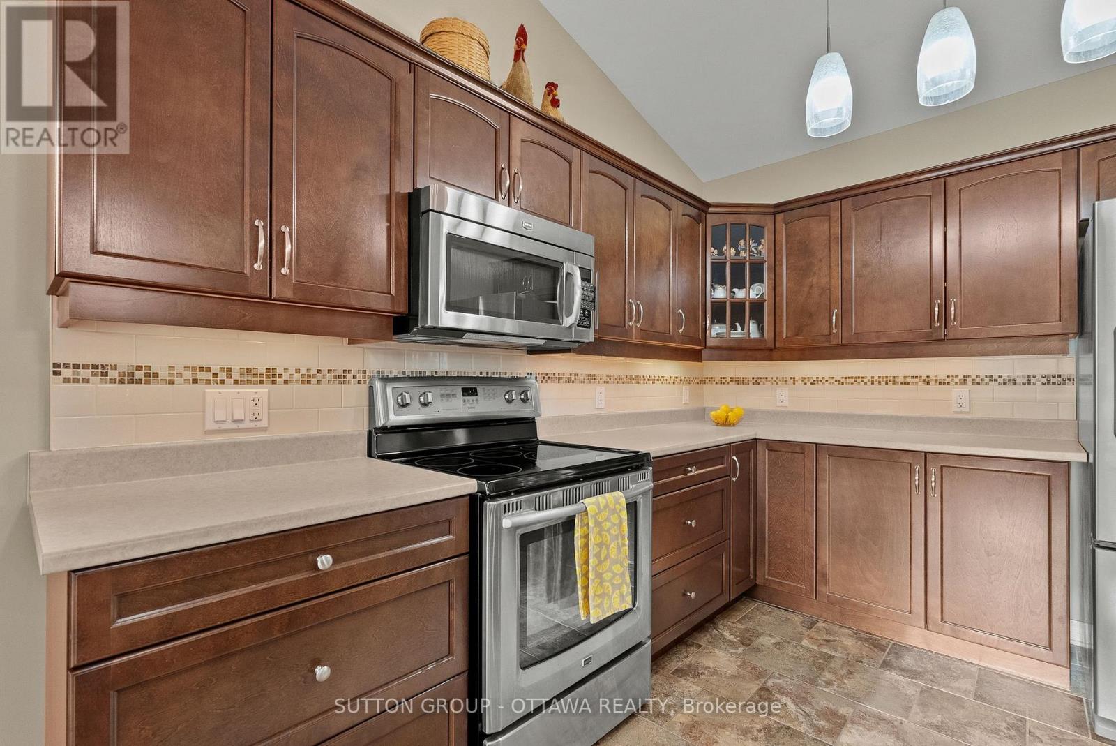 2937 Wellington Road, North Grenville, Ontario K0G 1J0 - Photo 10 - X13214370