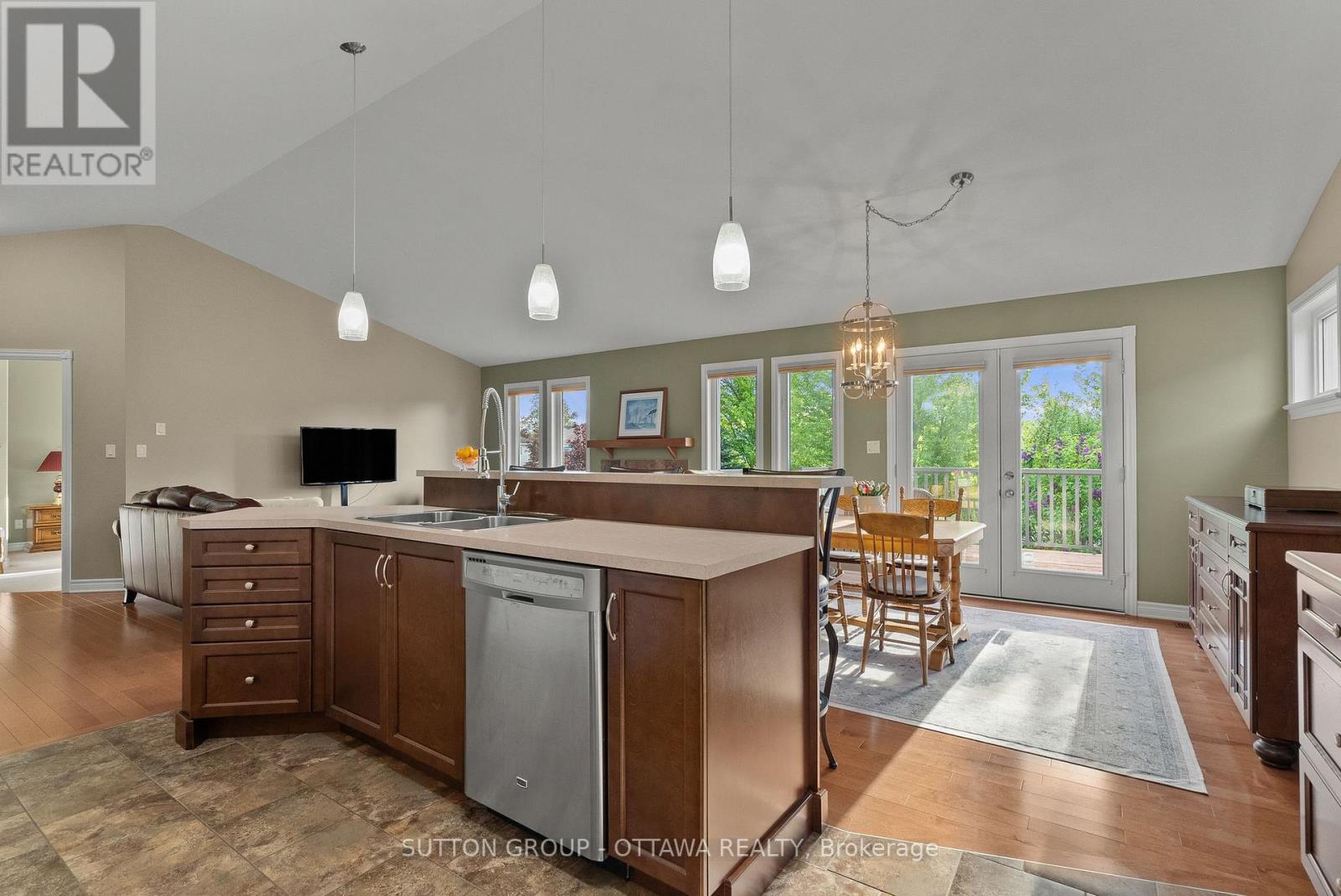 2937 Wellington Road, North Grenville, Ontario K0G 1J0 - Photo 12 - X13214370