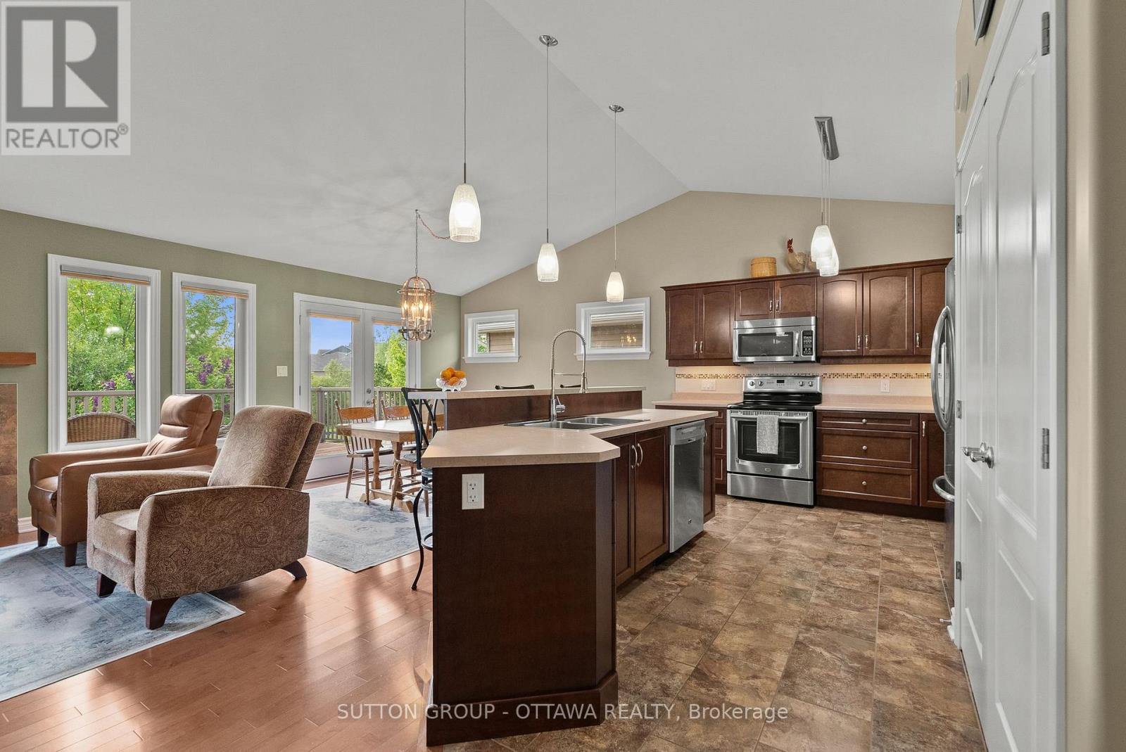 2937 Wellington Road, North Grenville, Ontario K0G 1J0 - Photo 7 - X13214370