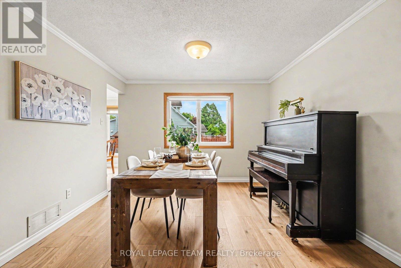6114 Silverbirch Street, Ottawa, Ontario  K1W 1C5 - Photo 11 - X13214378