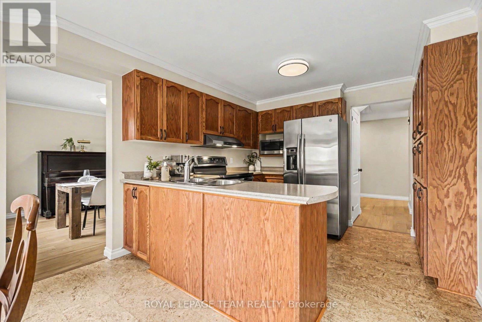 6114 Silverbirch Street, Ottawa, Ontario  K1W 1C5 - Photo 15 - X13214378