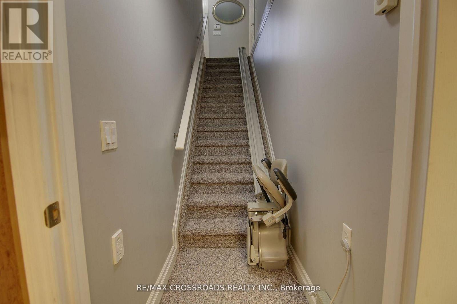 8 Green Arbour Way, Kawartha Lakes, Ontario  K9V 0E6 - Photo 25 - X13214066