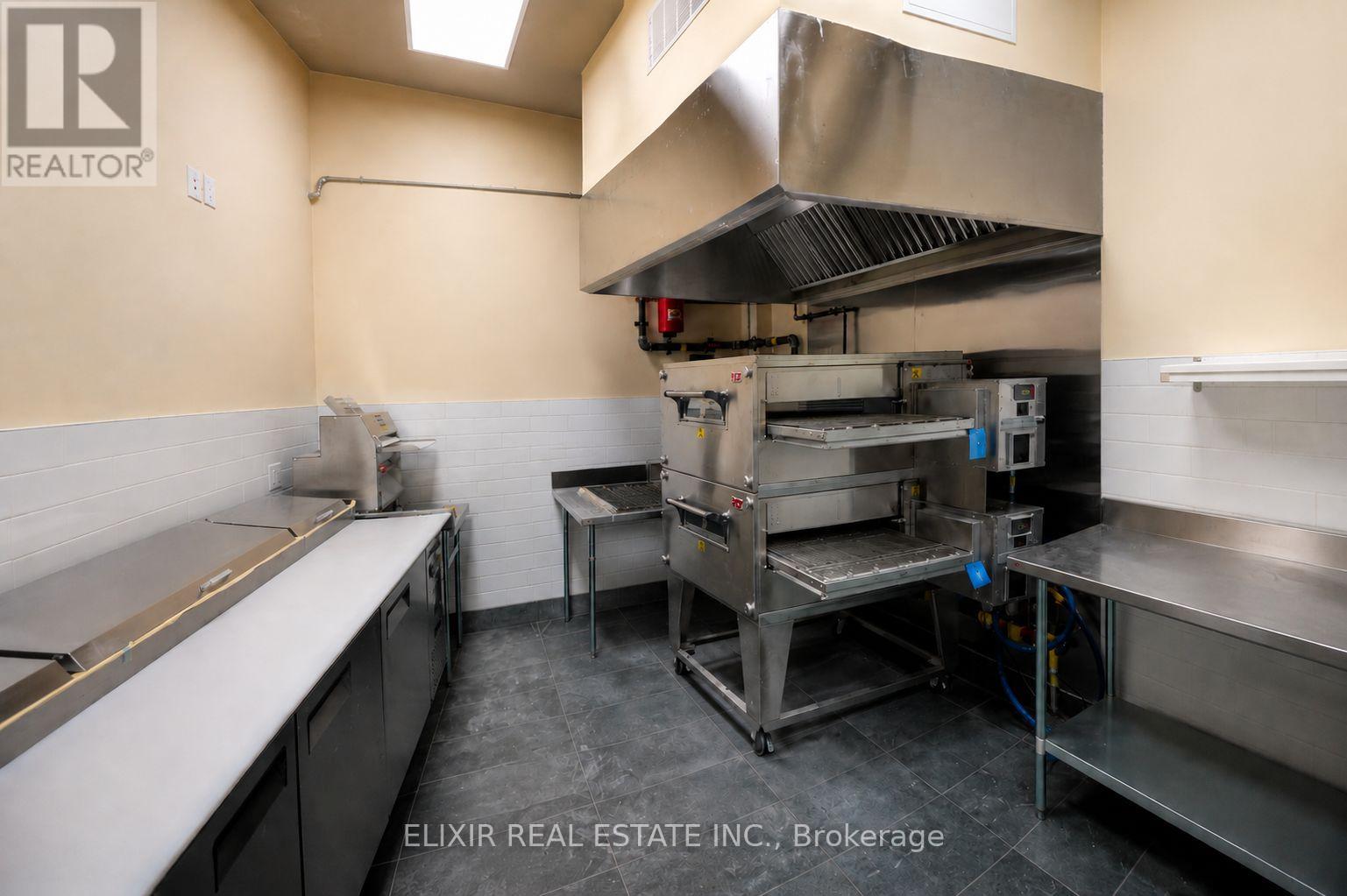121 Queenston Street, St. Catharines, Ontario  L2R 2Z7 - Photo 6 - X13214192