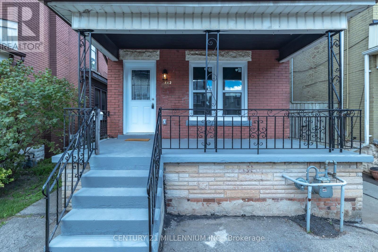 242 Balmoral Avenue N, Hamilton, Ontario  L8L 7S2 - Photo 2 - X13214252
