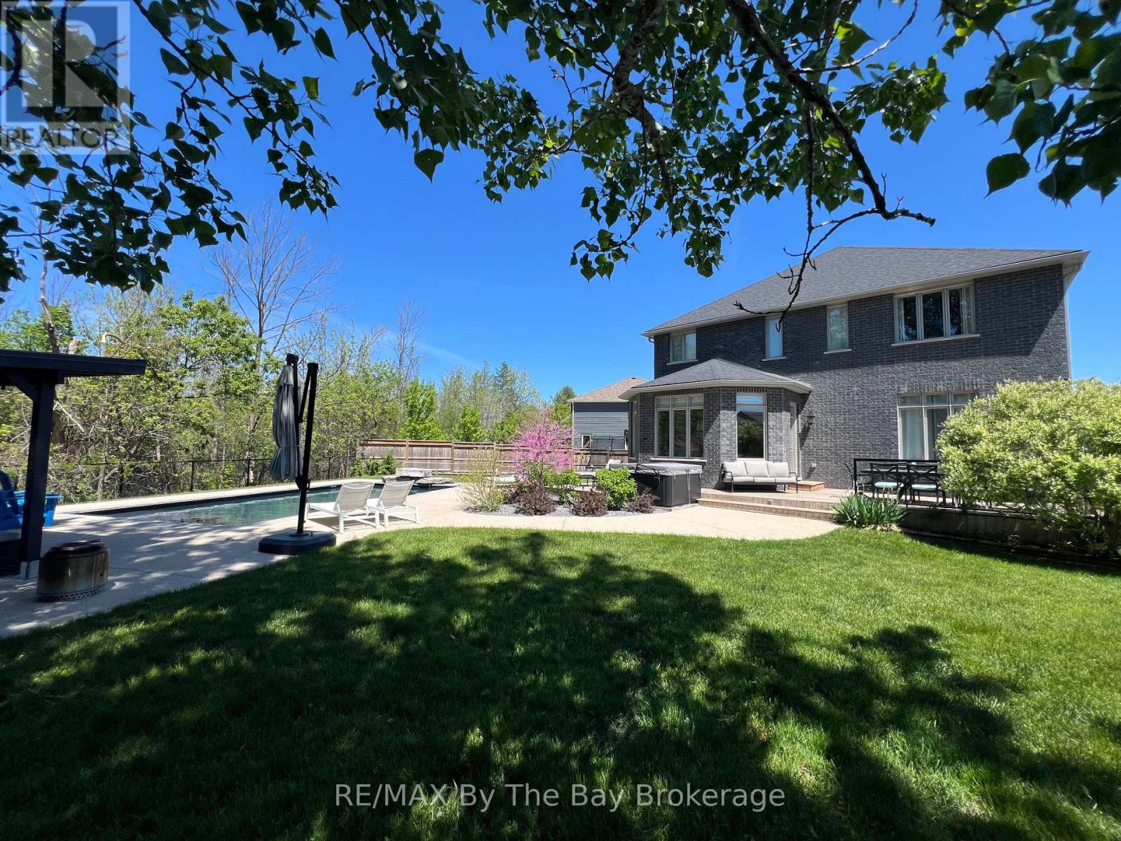 39 Gilpin Crescent, Collingwood, Ontario  L9Y 0Z1 - Photo 3 - S13214494