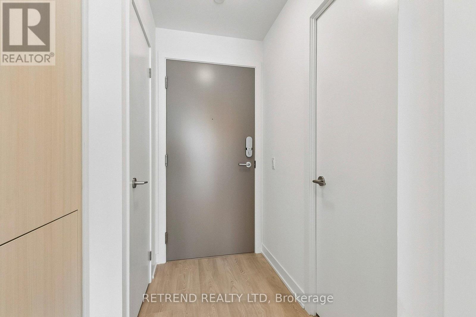 3702 - 1 Quarrington Lane, Toronto, Ontario  M3C 0S4 - Photo 2 - C13214480