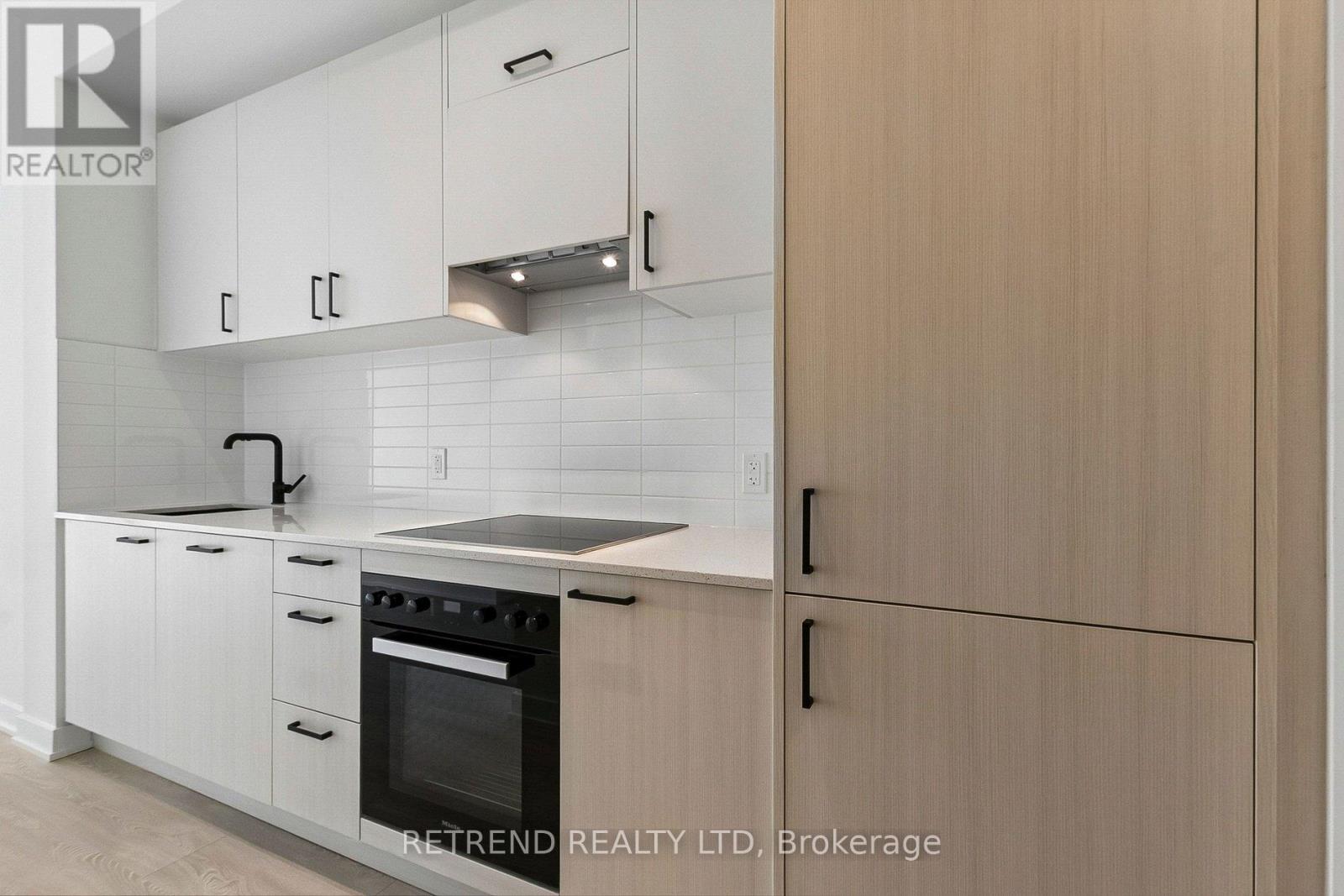 3702 - 1 Quarrington Lane, Toronto, Ontario  M3C 0S4 - Photo 25 - C13214480