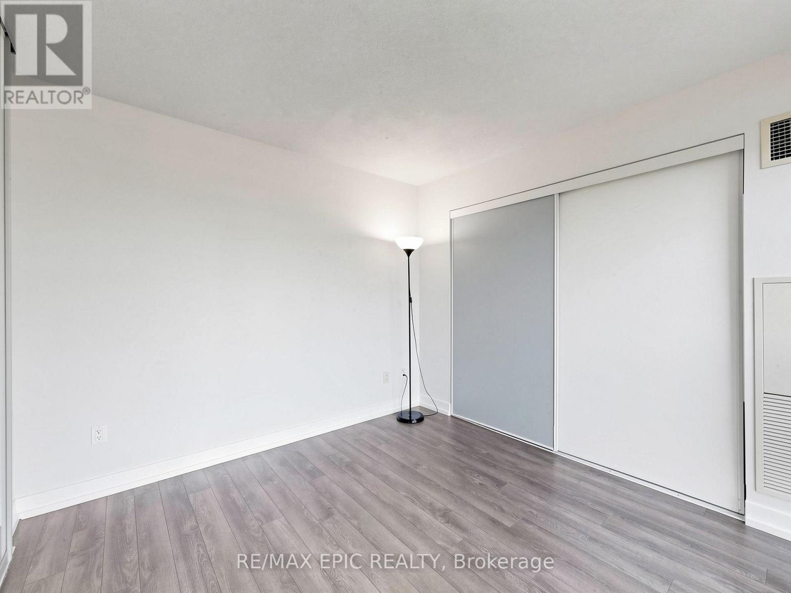 505 - 23 Sheppard Avenue E, Toronto, Ontario  M2N 0C8 - Photo 17 - C13214532