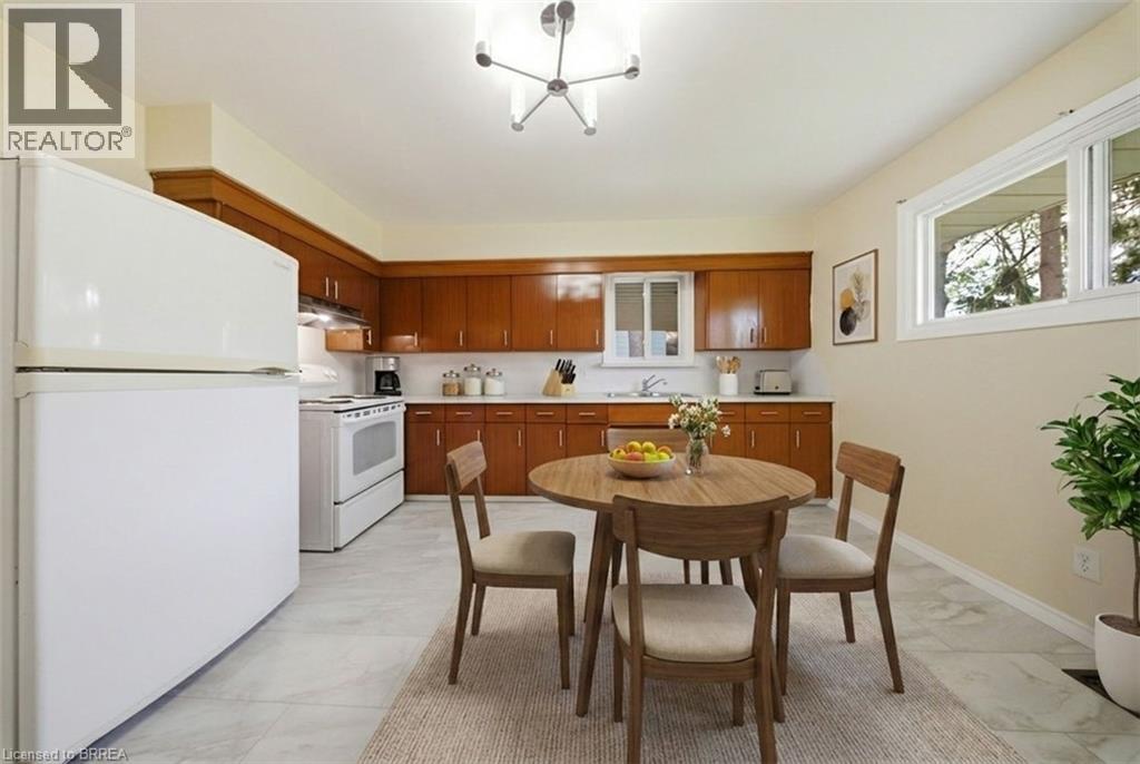 401 Nelson Street, Brantford, Ontario  N3S 4E9 - Photo 5 - 40834785