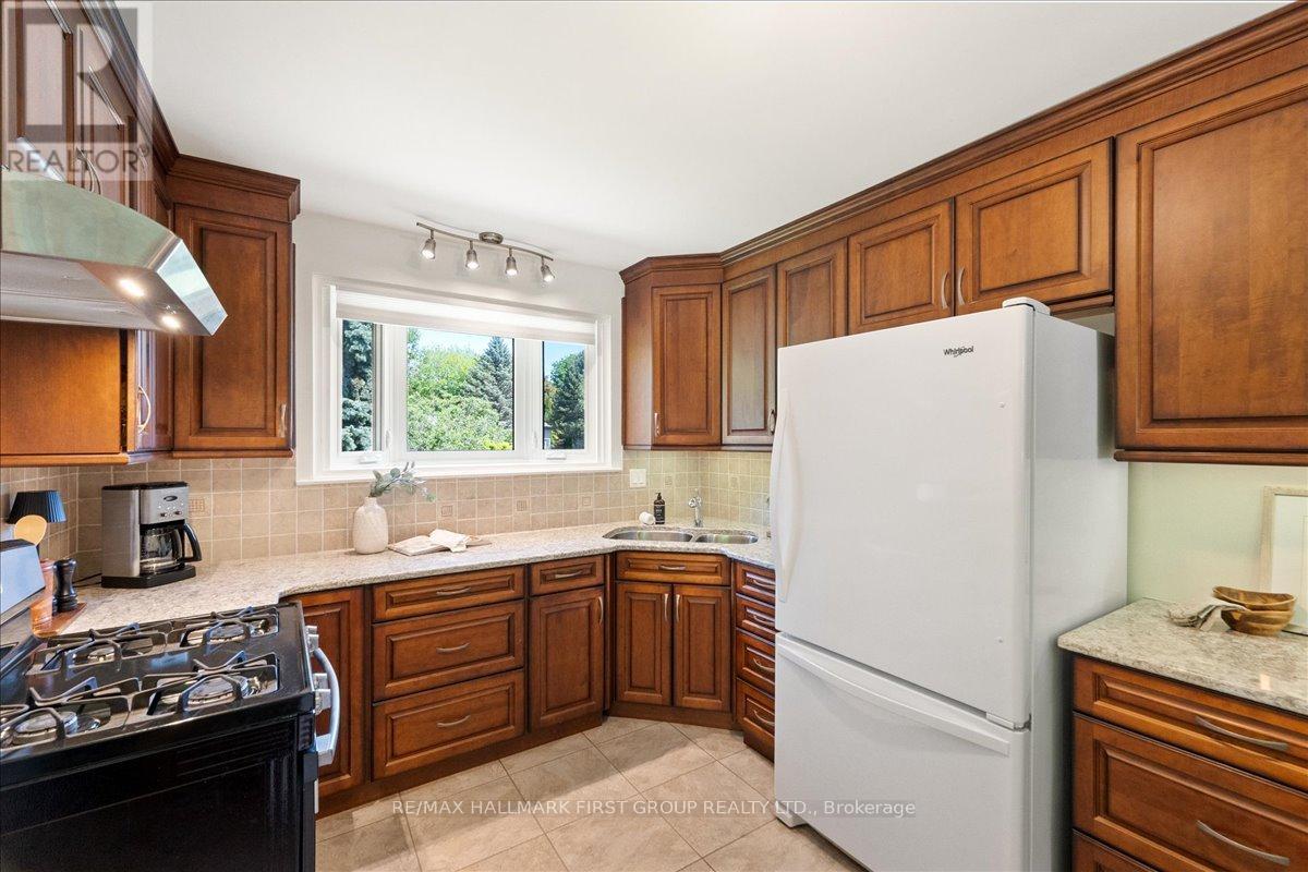 104 Marwin Road, Ajax, Ontario  L1S 6J5 - Photo 15 - E13214544