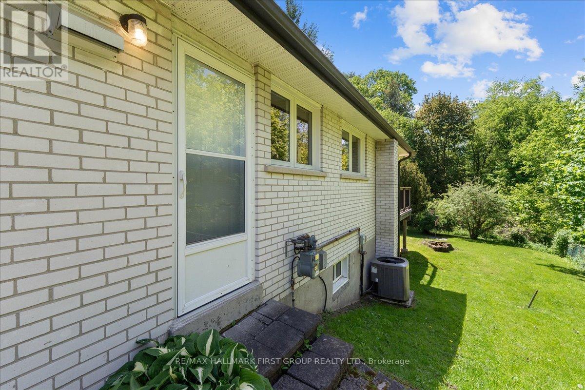 104 Marwin Road, Ajax, Ontario  L1S 6J5 - Photo 37 - E13214544