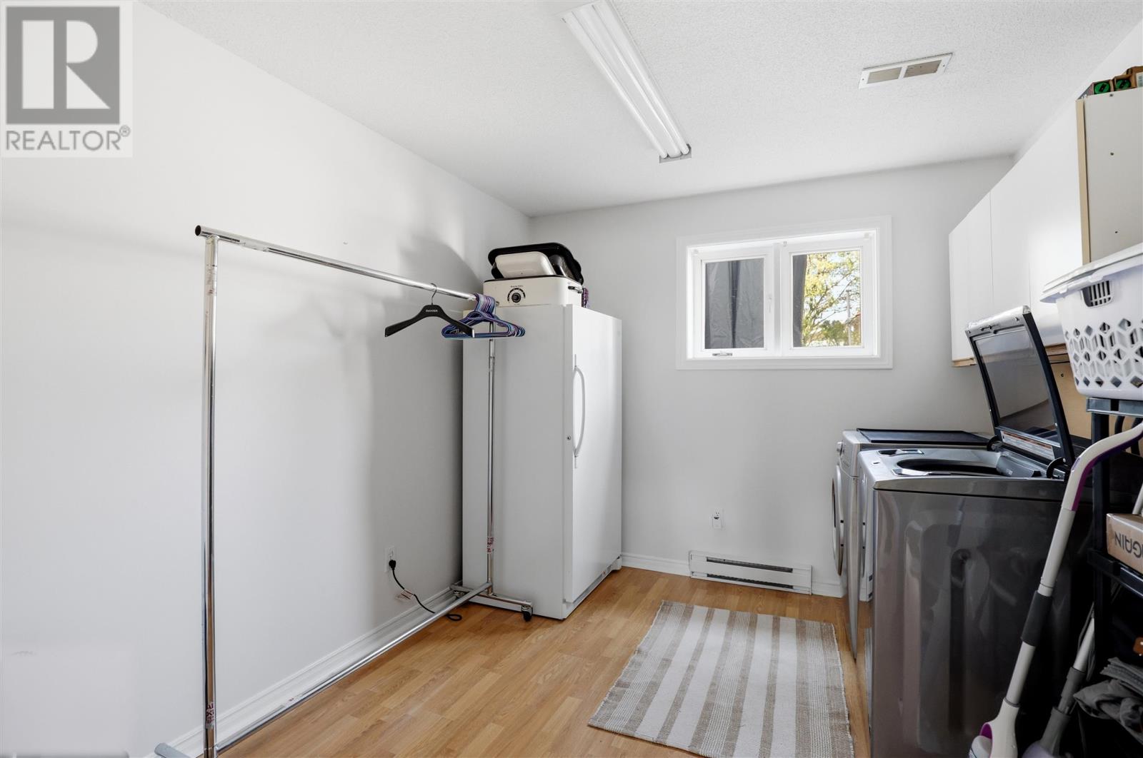 24 Lothian Ave, Sault Ste. Marie, Ontario P6B 6J5 - Photo 28 - SM261228